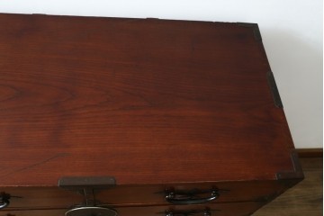 和製アンティーク　上手物!!　総欅(ケヤキ)材　特注金具　シンプルながら上質な時代箪笥　(R-073735)