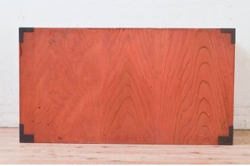 和製アンティーク　希少デザイン!!　前面欅(ケヤキ)材　玉杢　金具がびっしりの時代箪笥ローチェスト(ローボード、引き出し、衣装箪笥、整理タンス、収納たんす、テレビ台、テレビボード)(R-073738)