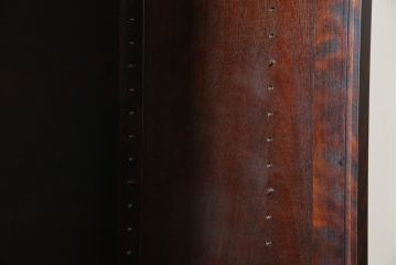 中古　美品　国産民芸家具　和モダンな空間づくりにも活躍するキャビネット(食器棚、飾り棚、収納棚、戸棚、カップボード)(R-073743)