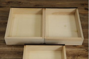 中古　美品　国産民芸家具　和モダンな空間づくりにも活躍するキャビネット(食器棚、飾り棚、収納棚、戸棚、カップボード)(R-073743)