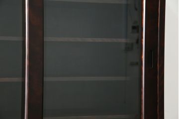 中古　美品　国産民芸家具　和モダンな空間づくりにも活躍するキャビネット(食器棚、飾り棚、収納棚、戸棚、カップボード)(R-073743)