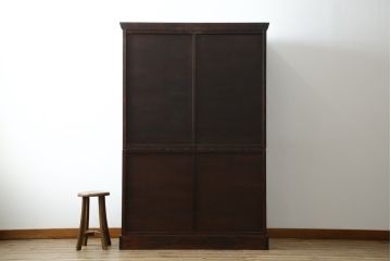 中古　美品　国産民芸家具　和モダンな空間づくりにも活躍するキャビネット(食器棚、飾り棚、収納棚、戸棚、カップボード)(R-073743)