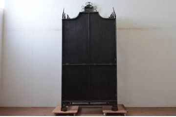 中古　MAITLAND-SMITH(メートランドスミス)　希少モデル　最高級!!　大迫力!!　もはや芸術品!!　ディスプレイとしてもおすすめのロートアイアンキャビネット(収納棚、飾り棚、陳列棚、店舗什器)(定価約220万円)(R-073745)