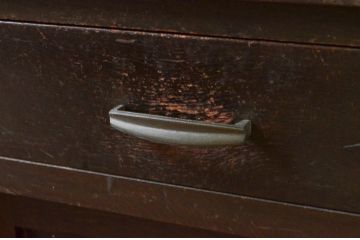 和製アンティーク　大正ロマン　趣のある佇まいが魅力的な二段重ねキャビネット(食器棚、収納棚、戸棚、カップボード)(R-073747)