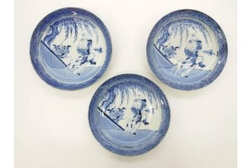 希少　江戸期　古伊万里　染付　唐子に犬図　約17cm　5.6寸　珍しい絵付けが印象的な中皿3枚セット(和皿、和食器、五寸六分)(R-073755)
