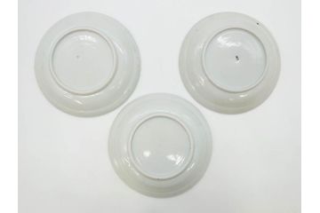 希少　江戸期　古伊万里　染付　唐子に犬図　約17cm　5.6寸　珍しい絵付けが印象的な中皿3枚セット(和皿、和食器、五寸六分)(R-073755)