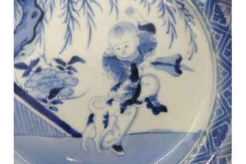 希少　江戸期　古伊万里　染付　唐子に犬図　約17cm　5.6寸　珍しい絵付けが印象的な中皿3枚セット(和皿、和食器、五寸六分)(R-073755)