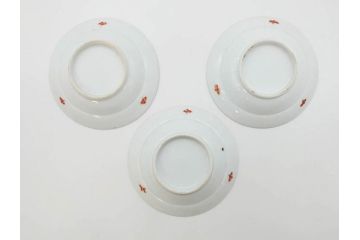 江戸期　古伊万里　染付　金彩　約13cm　4.1寸　優雅に舞う鶴のデザインが上品な雰囲気を醸し出す小皿3枚セット(つる、ツル、和皿、和食器、四寸一分)(R-073756)