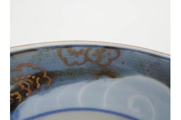 江戸期　古伊万里　染付　金彩　約13cm　4.1寸　優雅に舞う鶴のデザインが上品な雰囲気を醸し出す小皿3枚セット(つる、ツル、和皿、和食器、四寸一分)(R-073757)