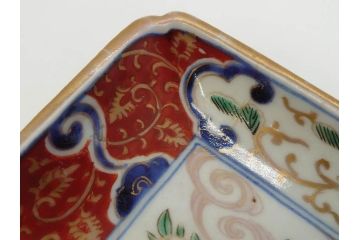 稀少サイズ!　江戸期　古伊万里　色絵　染付　約15cm　4.9寸　鮮やかな色合いが食卓に彩を与える長皿3枚セット(角皿、和皿、和食器、四寸九分)(R-073759)
