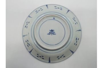 江戸期　古伊万里　染付　唐子　暦文　丸紋　雲龍文　多種多様なデザインが味わい深い魅力を放つ中皿5枚セット(古玩?、中国?、和皿、和食器)(R-073760)