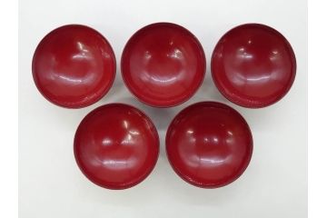 五客セットはレア!　角偉三郎　上品に輝く艶が魅力的な朱盃5客セット(漆器、杯、酒器、共箱付き、和食器)(R-073761)