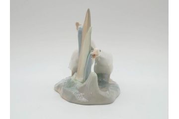 スペイン　リヤドロ　LLADRO　3匹のアヒル　生き生きとしたアヒルが魅力的なフィギュリン(陶器人形、置物、オブジェ、カタツムリ)(R-073766)