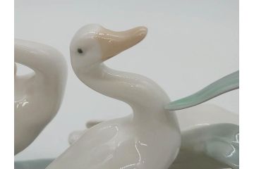 スペイン　リヤドロ　LLADRO　3匹のアヒル　生き生きとしたアヒルが魅力的なフィギュリン(陶器人形、置物、オブジェ、カタツムリ)(R-073766)