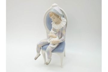 スペイン　リヤドロ　LLADRO　若い道化師　淡い色味が可愛らしいフィギュリン(ピエロ、猫、ねこ、ネコ、男の子、陶器人形、置物、オブジェ)(R-073768)