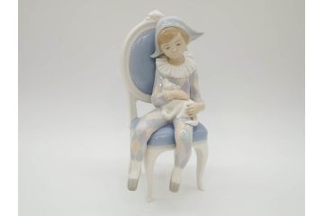 スペイン　リヤドロ　LLADRO　若い道化師　淡い色味が可愛らしいフィギュリン(ピエロ、猫、ねこ、ネコ、男の子、陶器人形、置物、オブジェ)(R-073768)