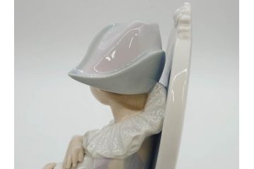 スペイン　リヤドロ　LLADRO　若い道化師　淡い色味が可愛らしいフィギュリン(ピエロ、猫、ねこ、ネコ、男の子、陶器人形、置物、オブジェ)(R-073768)