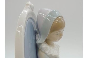 スペイン　リヤドロ　LLADRO　若い道化師　淡い色味が可愛らしいフィギュリン(ピエロ、猫、ねこ、ネコ、男の子、陶器人形、置物、オブジェ)(R-073768)