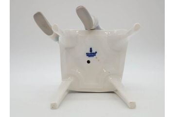 スペイン　リヤドロ　LLADRO　若い道化師　淡い色味が可愛らしいフィギュリン(ピエロ、猫、ねこ、ネコ、男の子、陶器人形、置物、オブジェ)(R-073768)