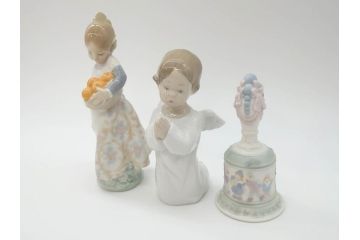 スペイン　リヤドロ　LLADRO　可愛いお祈り　オレンジがいっぱい　ベル　一つ一つ違う魅力が目を惹くフィギュリン3個セット(天使、エンジェル、女の子、陶器人形、置物、オブジェ)(R-073769)