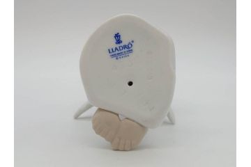 スペイン　リヤドロ　LLADRO　可愛いお祈り　オレンジがいっぱい　ベル　一つ一つ違う魅力が目を惹くフィギュリン3個セット(天使、エンジェル、女の子、陶器人形、置物、オブジェ)(R-073769)