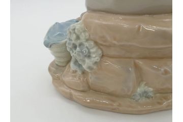 スペイン　リヤドロ　LLADRO　NAO　1980　親子　幸せなひと時を切り取った様なフィギュリン(ファミリー、家族、母、女の子、陶器人形、置物、オブジェ)(R-073770)