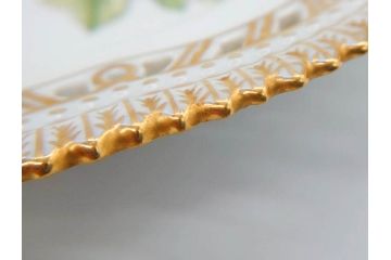 デンマーク　ROYAL COPENHAGEN(ロイヤルコペンハーゲン)　最高峰コレクション　フローラダニカ　職人の手作業による技法が美しいプレート(大皿、洋食器)(R-073771)