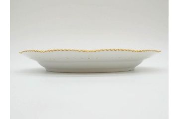 デンマーク　ROYAL COPENHAGEN(ロイヤルコペンハーゲン)　最高峰コレクション　フローラダニカ　職人の手作業による技法が美しいプレート(大皿、洋食器)(R-073771)
