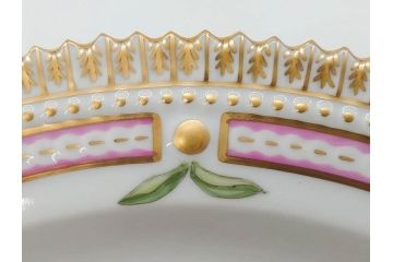デンマーク　ROYAL COPENHAGEN(ロイヤルコペンハーゲン)　最高峰コレクション　フローラダニカ　プラター　優美なデザインが上品な印象を放つオーバルプレート(楕円プレート、大皿、洋食器)(R-073772)