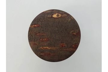 荒慶作　樺細工(桜皮細工)　和の趣を感じさせる渋い佇まいが魅力の茶筒(棗、茶器、茶入れ、茶道具、共箱付き)(R-073774)