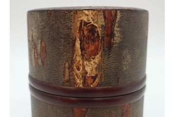 荒慶作　樺細工(桜皮細工)　和の趣を感じさせる渋い佇まいが魅力の茶筒(棗、茶器、茶入れ、茶道具、共箱付き)(R-073774)