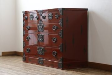 中古　美品　最高級特注品　超希少　激レア品　根来塗り　桜木作　朱色と黒のコントラストが美しい岩谷堂箪笥(和タンス、整理箪笥、収納箪笥、衣装箪笥、引き出し)(定価推定約90万円)(R-073781)