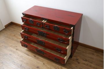 中古　美品　最高級特注品　超希少　激レア品　根来塗り　桜木作　朱色と黒のコントラストが美しい岩谷堂箪笥(和タンス、整理箪笥、収納箪笥、衣装箪笥、引き出し)(定価推定約90万円)(R-073781)
