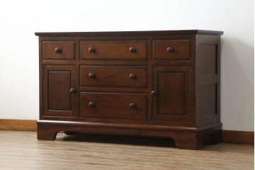 中古　美品　松本民芸家具　特注品!　洗練された佇まいが品の良さを高めるサイドボード(リビングボード、サイドキャビネット、サイドチェスト、引き出し、収納棚、戸棚)(R-073784)