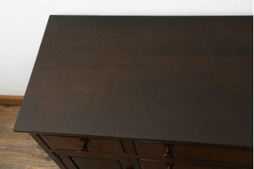 中古　美品　松本民芸家具　特注品!　洗練された佇まいが品の良さを高めるサイドボード(リビングボード、サイドキャビネット、サイドチェスト、引き出し、収納棚、戸棚)(R-073784)