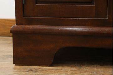 中古　美品　松本民芸家具　特注品!　洗練された佇まいが品の良さを高めるサイドボード(リビングボード、サイドキャビネット、サイドチェスト、引き出し、収納棚、戸棚)(R-073784)