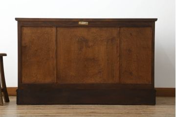 中古　美品　松本民芸家具　特注品!　洗練された佇まいが品の良さを高めるサイドボード(リビングボード、サイドキャビネット、サイドチェスト、引き出し、収納棚、戸棚)(R-073784)