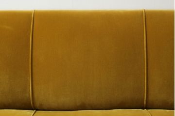 和製アンティーク　鮮やかな色味でお部屋のアクセントにおすすめのレトロな3人掛けソファ(アームソファ、3P、トリプルソファ)(R-073790)