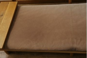 中古　飛騨産業　キツツキ　森のことば　両肘付きソファ3P(SN105SO)　木のぬくもりを感じる3人掛けソファ(三人掛け、トリプルソファ、アームソファ)(R-073802)