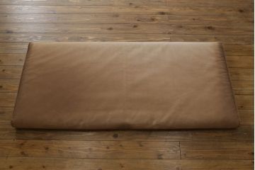 中古　飛騨産業　キツツキ　森のことば　両肘付きソファ3P(SN105SO)　木のぬくもりを感じる3人掛けソファ(三人掛け、トリプルソファ、アームソファ)(R-073802)