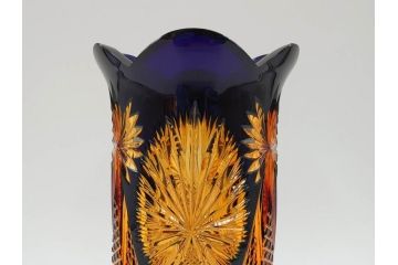 黒木国昭　綾切子　繊細なカットが美しく華やかな色彩が存在感を放つ花器(花瓶、花入、フラワーベース、ガラス、硝子)(R-073813)
