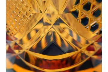 黒木国昭　綾切子　繊細なカットが美しく華やかな色彩が存在感を放つ花器(花瓶、花入、フラワーベース、ガラス、硝子)(R-073813)