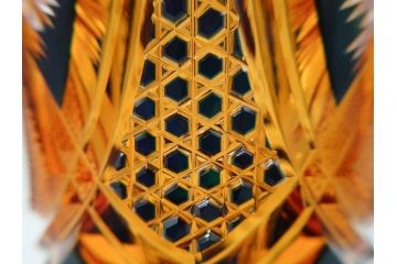 黒木国昭　綾切子　繊細なカットが美しく華やかな色彩が存在感を放つ花器(花瓶、花入、フラワーベース、ガラス、硝子)(R-073813)
