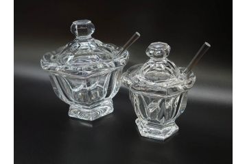 フランス　Baccarat　バカラ　ミズーリ　美しいフォルムがお洒落な雰囲気を醸し出すジャムポット2個セット(シュガー、マスタード、フルレッドクリスタルガラス、スプーン)(R-073817)