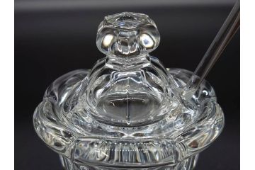 フランス　Baccarat　バカラ　ミズーリ　美しいフォルムがお洒落な雰囲気を醸し出すジャムポット2個セット(シュガー、マスタード、フルレッドクリスタルガラス、スプーン)(R-073817)
