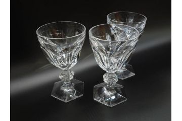 フランス　Baccarat　バカラ　アルクール　優雅なひとときを演出するワイングラス3客セット(フルレッドクリスタルガラス)(R-073819)