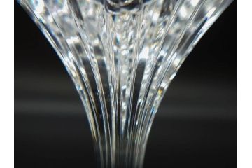 フランス　Baccarat　バカラ　マッセナ　繊細なカットが華やかな空間を演出するワイングラス3客セット(フルレッドクリスタルガラス)(R-073820)