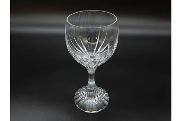 フランス　Baccarat　バカラ　マッセナ　繊細なカットが華やかな空間を演出するワイングラス3客セット(フルレッドクリスタルガラス)(R-073820)