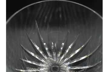 フランス　Baccarat　バカラ　マッセナ　繊細なカットが華やかな空間を演出するワイングラス3客セット(フルレッドクリスタルガラス)(R-073821)