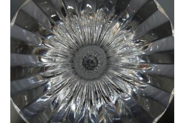 フランス　Baccarat　バカラ　マッセナ　繊細なカットが華やかな空間を演出するワイングラス3客セット(フルレッドクリスタルガラス)(R-073821)
